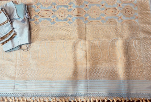 Light blue Banarasi minakari saree, pattern detail