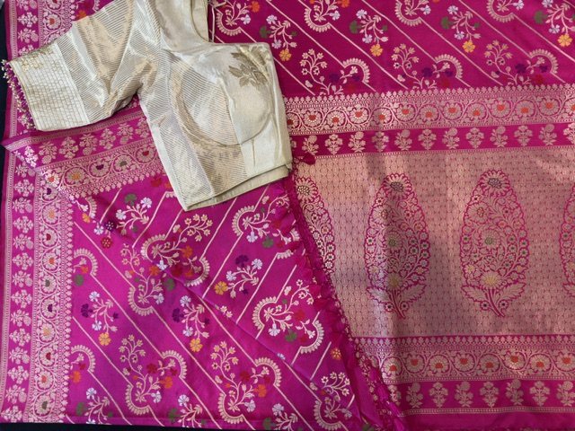 Pink Banarasi saree with gold blouse, full view