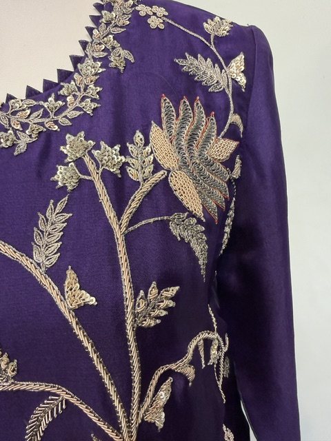 Purple zardozi embroidered kurta set, embroidery detail