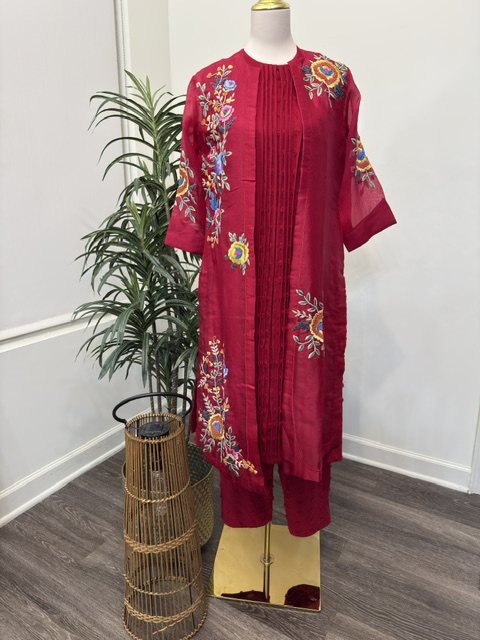 Red floral organza kurta set, full view